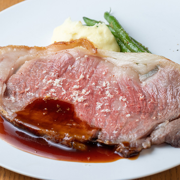 旨し縁ローストビーフ